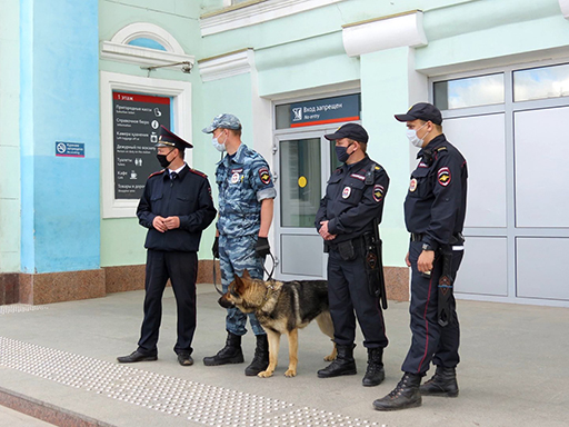 "День сотрудников органов внутренних дел на транспорте!"