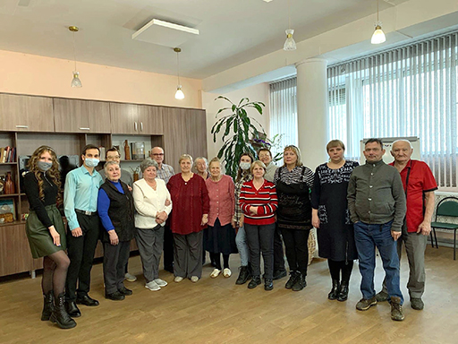 Увеличить. Волонтер Ярославского филиала МФЮА в Комплексном центре социального обслуживания населения!